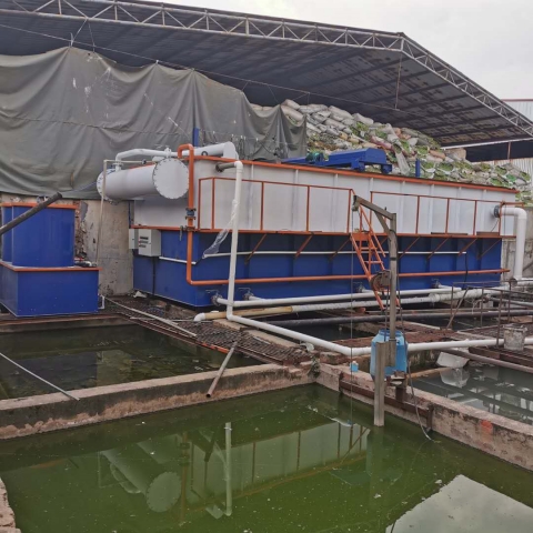 蓝白色气浮机现场 (10)_副本.jpg